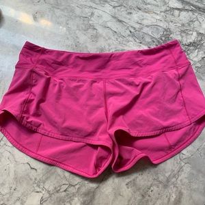 Lululemon speed up shorts 2.5 in sonic pink